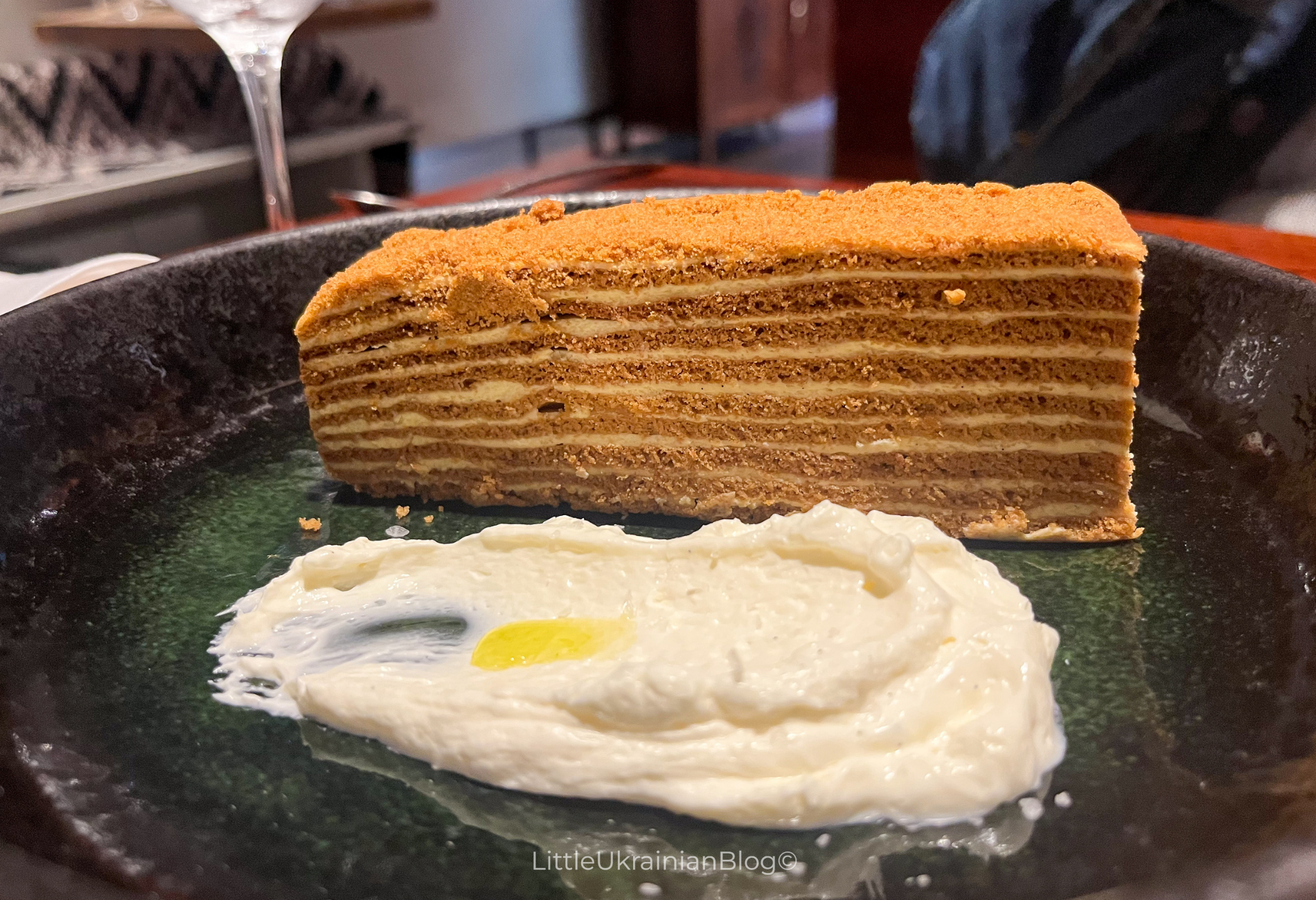 Ukrainian restaurant in London, Honey Cake, Ukrainians in UK, Ukrainians in London, Ukraine, Ukrainians, Mriya Bistro, Mriya